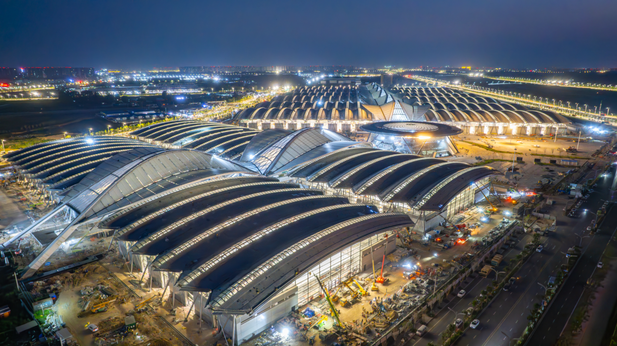 12-鄭州中原高鐵港數(shù)字展貿(mào)城項(xiàng)目